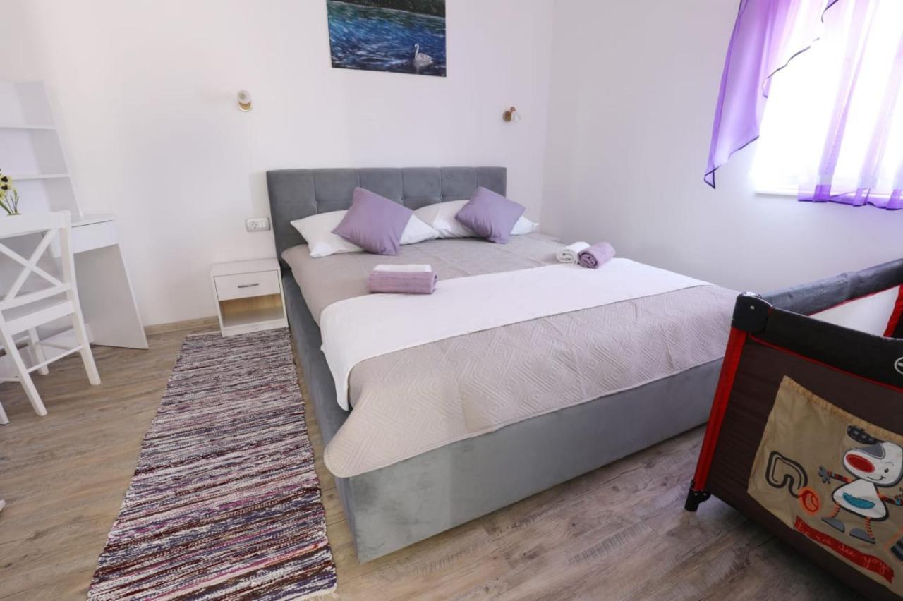 Apartman Teo &Tena Otočac Eksteriør billede