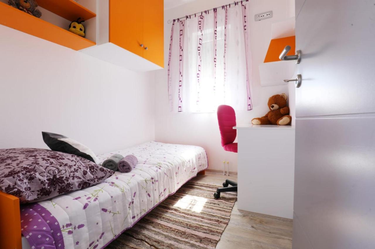 Apartman Teo &Tena Otočac Eksteriør billede