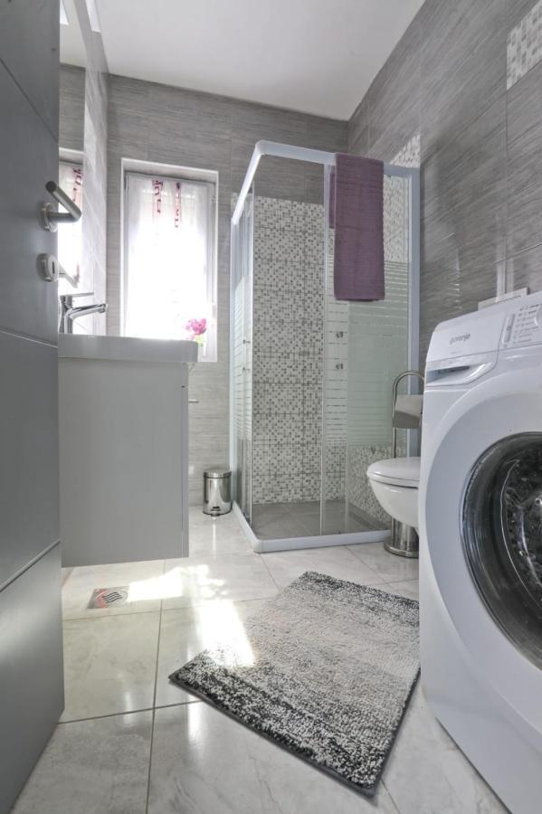 Apartman Teo &Tena Otočac Eksteriør billede